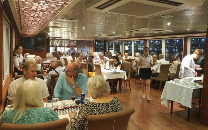 royal yacht luxury corniche buffet cruise